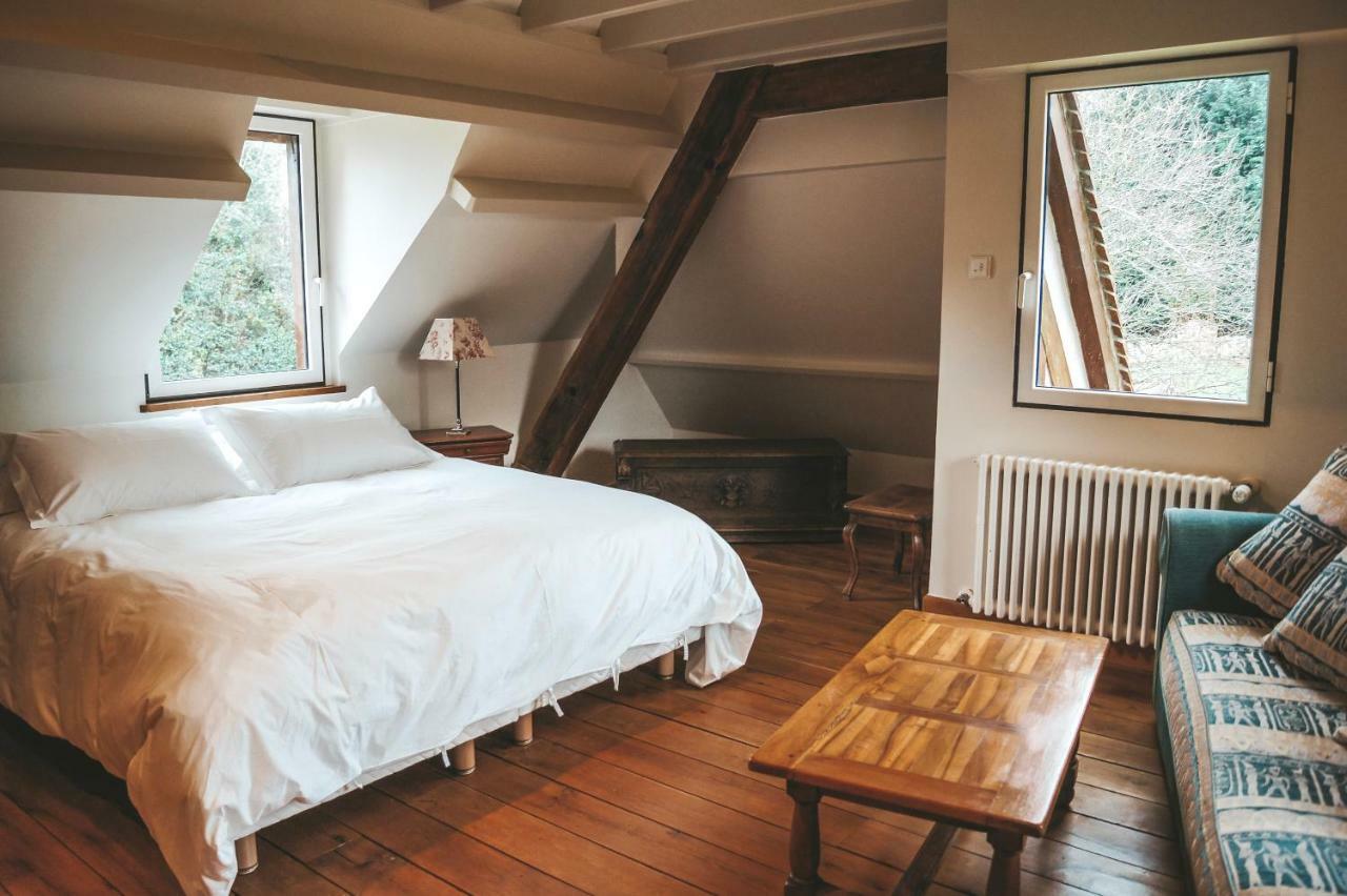 "La Girelle, Bord De Mer" Bed and Breakfast Honfleur Exteriör bild