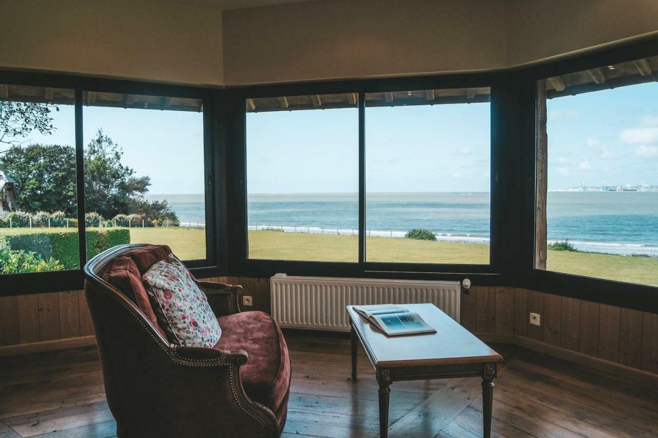 "La Girelle, Bord De Mer" Bed and Breakfast Honfleur Exteriör bild